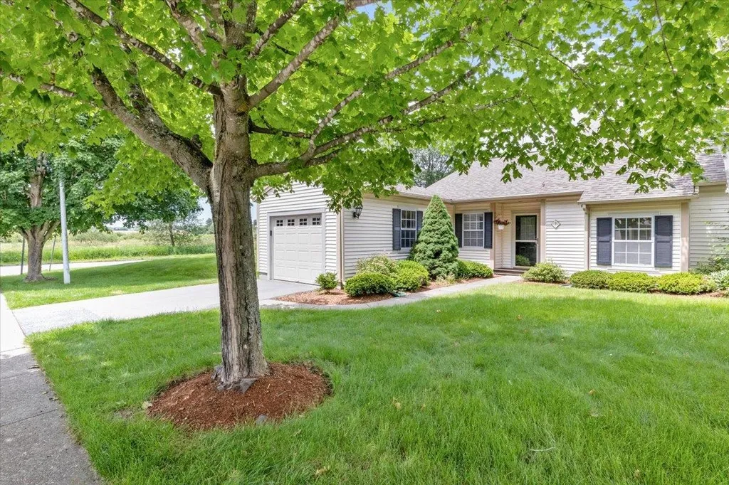 2 Cardinal Lane Essex VT 05452