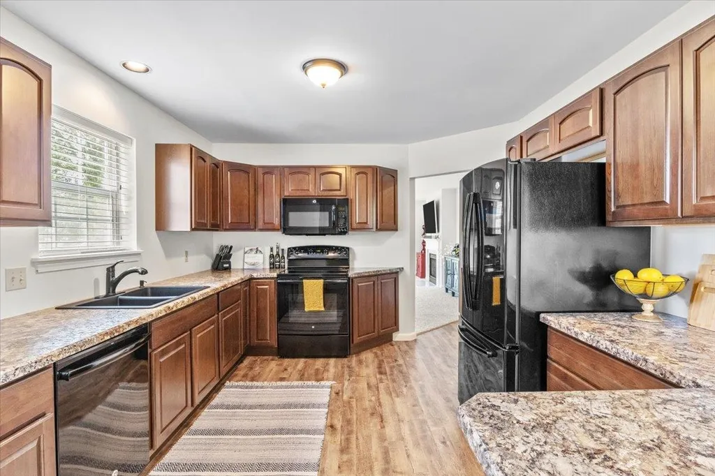 2 Cardinal Lane Essex VT 05452