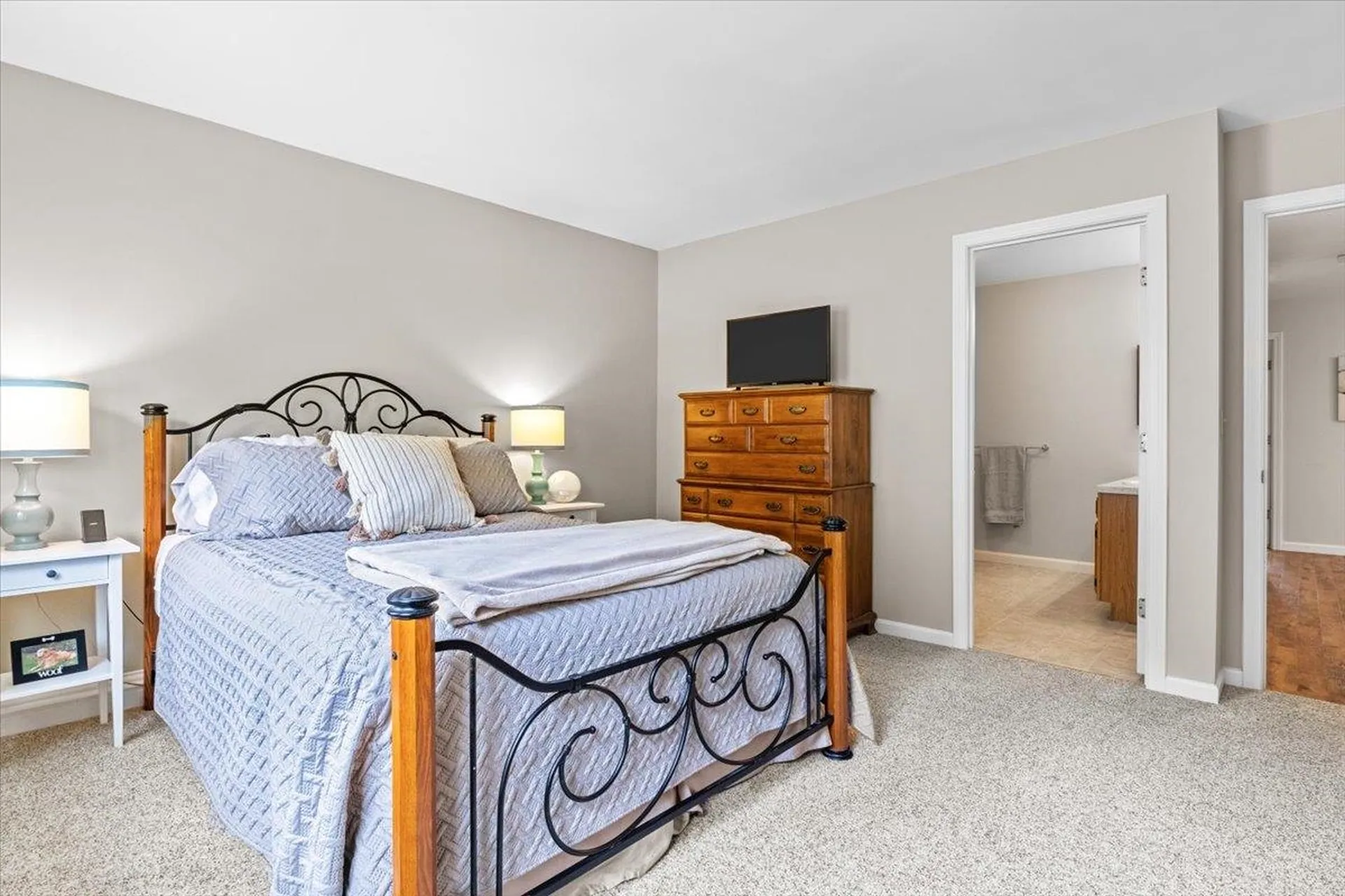 2 Cardinal Lane Essex VT 05452