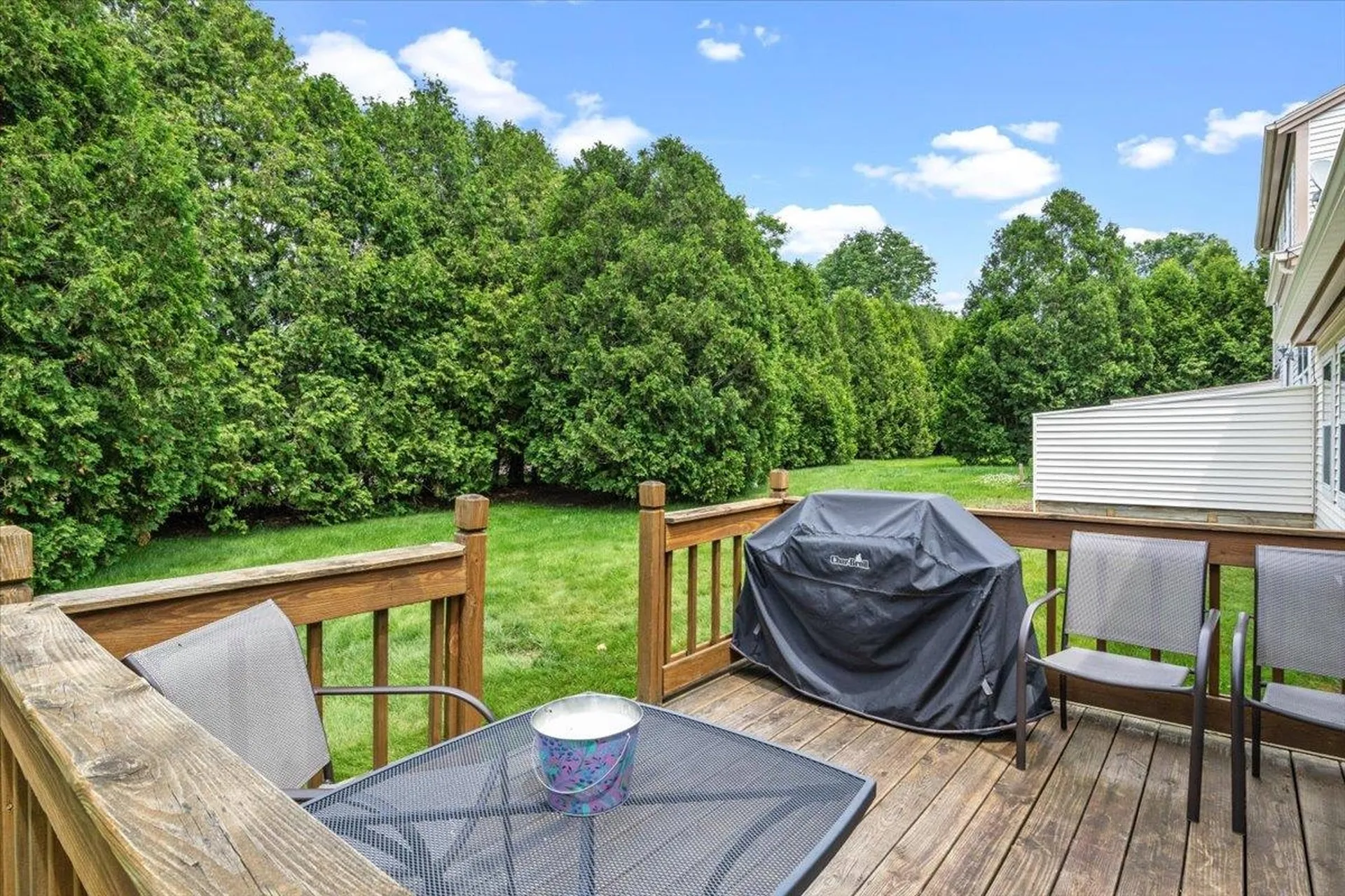 2 Cardinal Lane Essex VT 05452