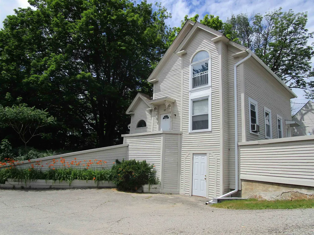 43 Dawson Street Milton NH 03851