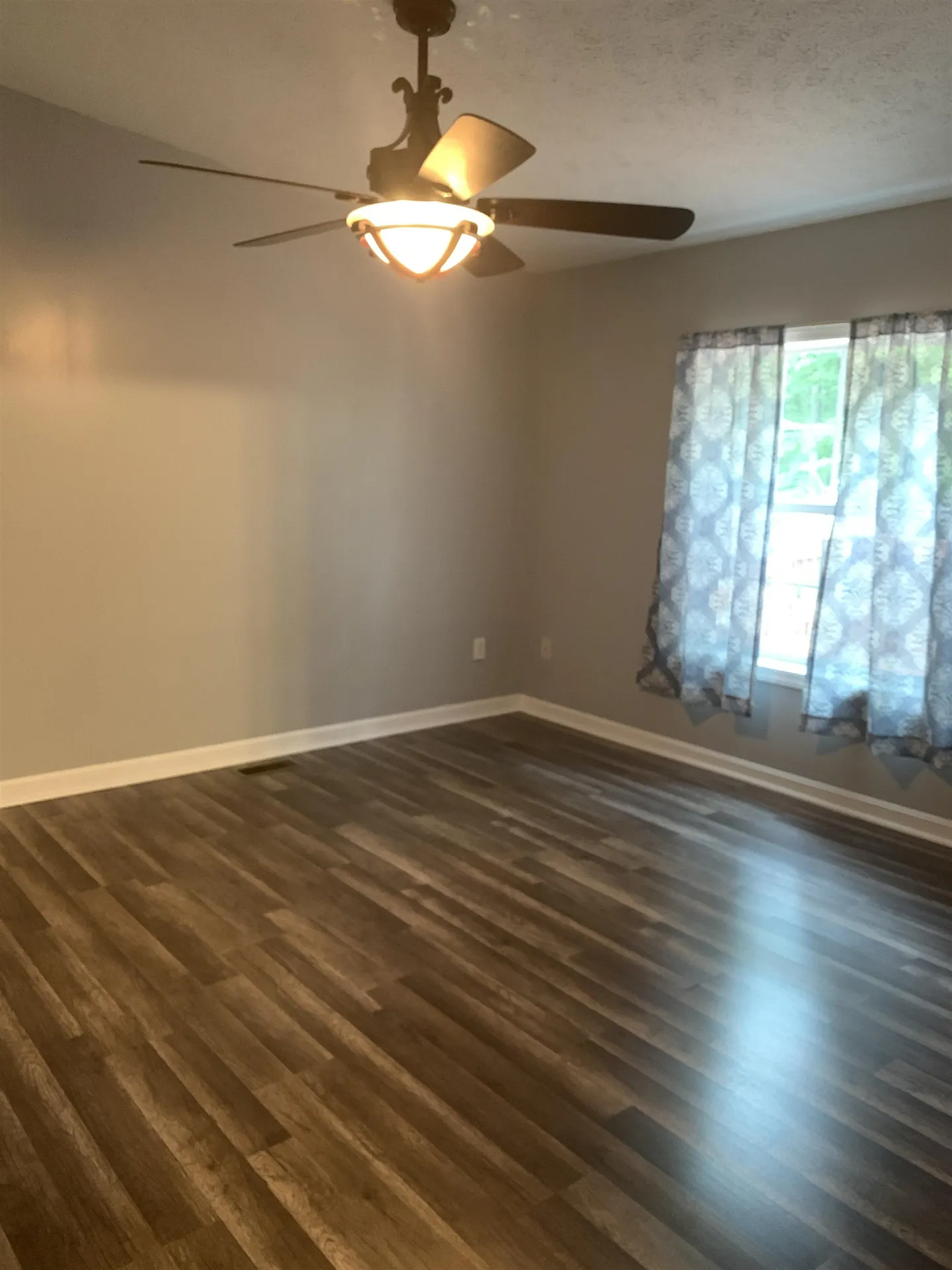 31 Bog Road Hillsborough NH 03244