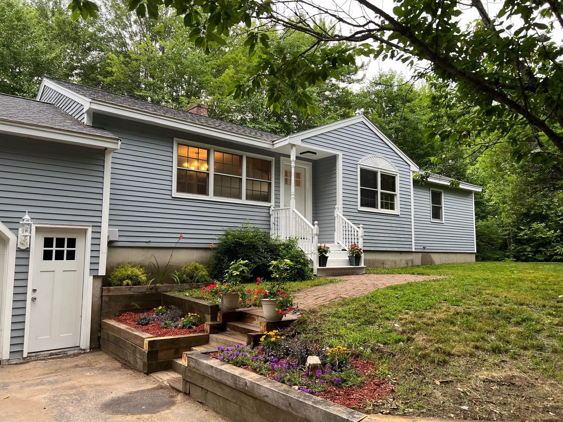 10 Dove Lane Pittsfield NH 03263