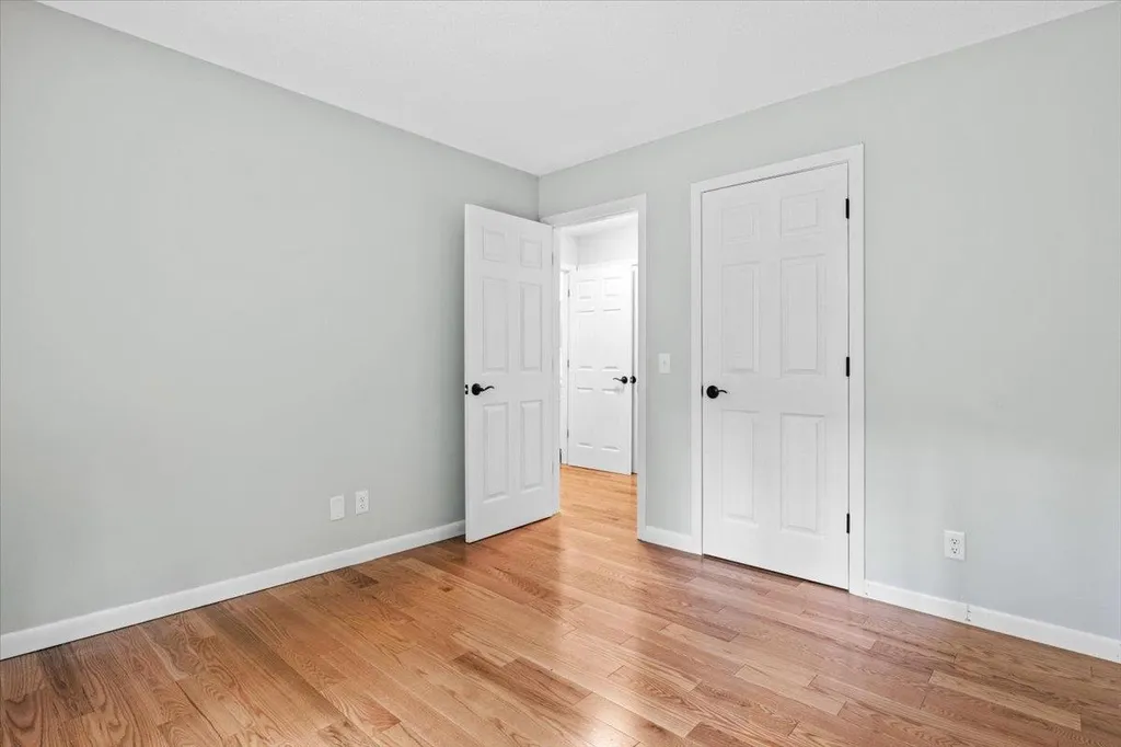 18 Vale Drive Essex VT 05452