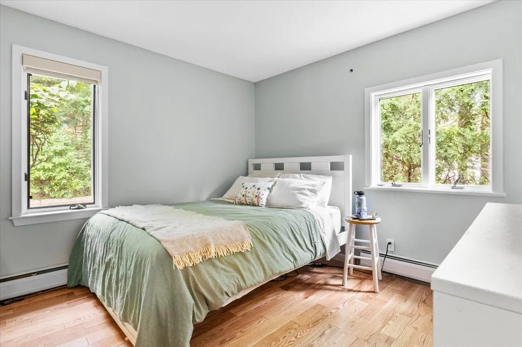 18 Vale Drive Essex VT 05452