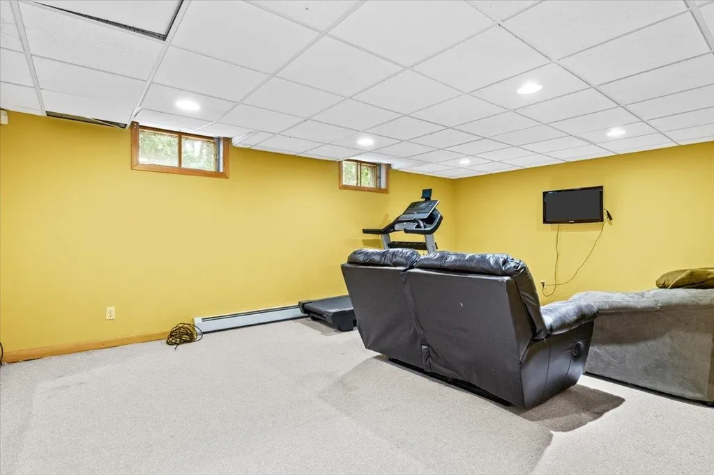 18 Vale Drive Essex VT 05452