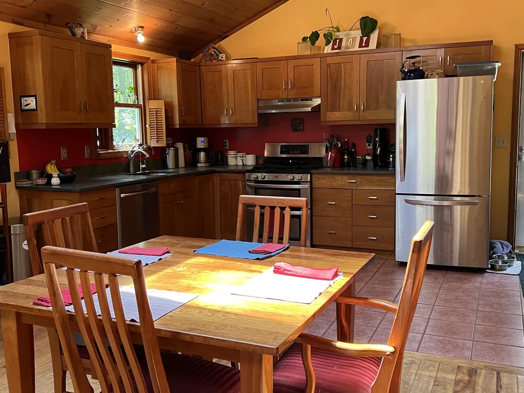 32 Hillside Lane Richmond VT 05477