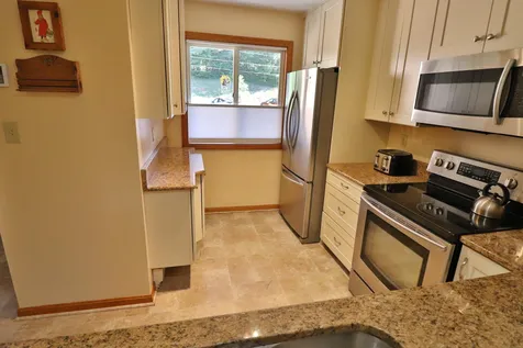 11 Hummingbird Road Lincoln NH 03251