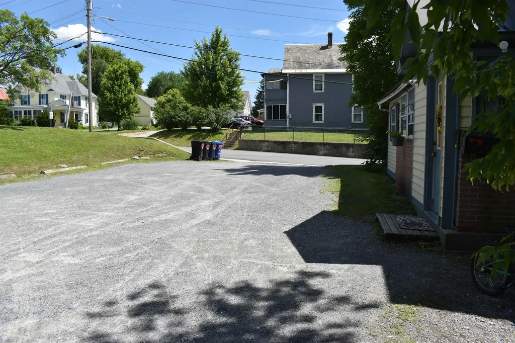 85 Court Street Middlebury VT 05753