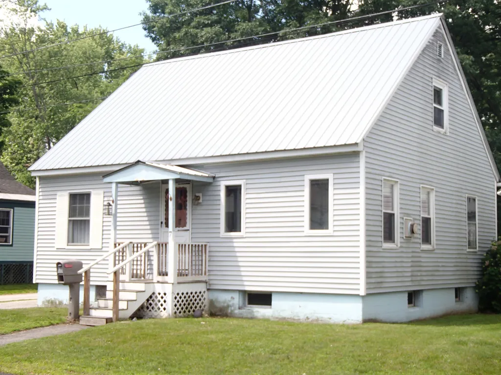 7 Cobb Street Keene NH 03431