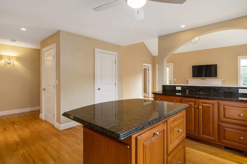 15 Jacqueline Drive Dover NH 03820