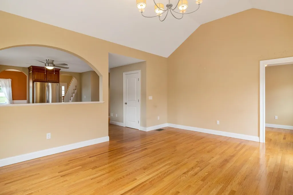 15 Jacqueline Drive Dover NH 03820