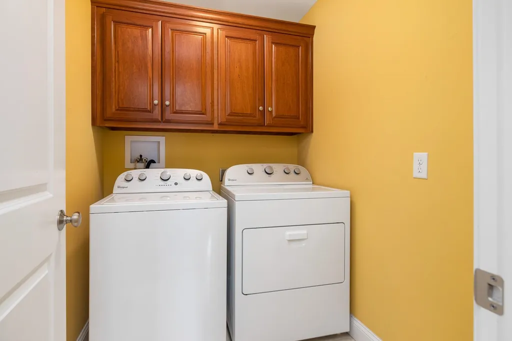 15 Jacqueline Drive Dover NH 03820