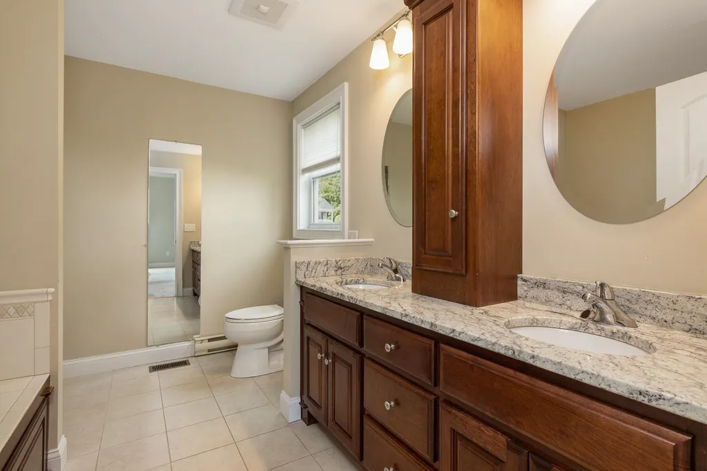 15 Jacqueline Drive Dover NH 03820