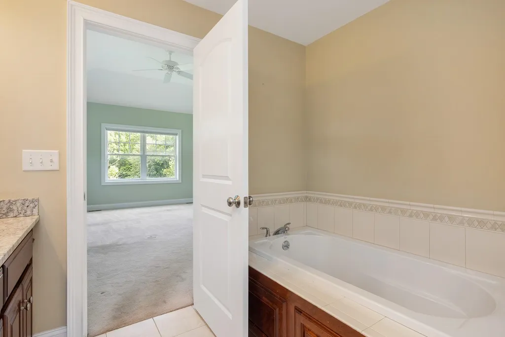 15 Jacqueline Drive Dover NH 03820