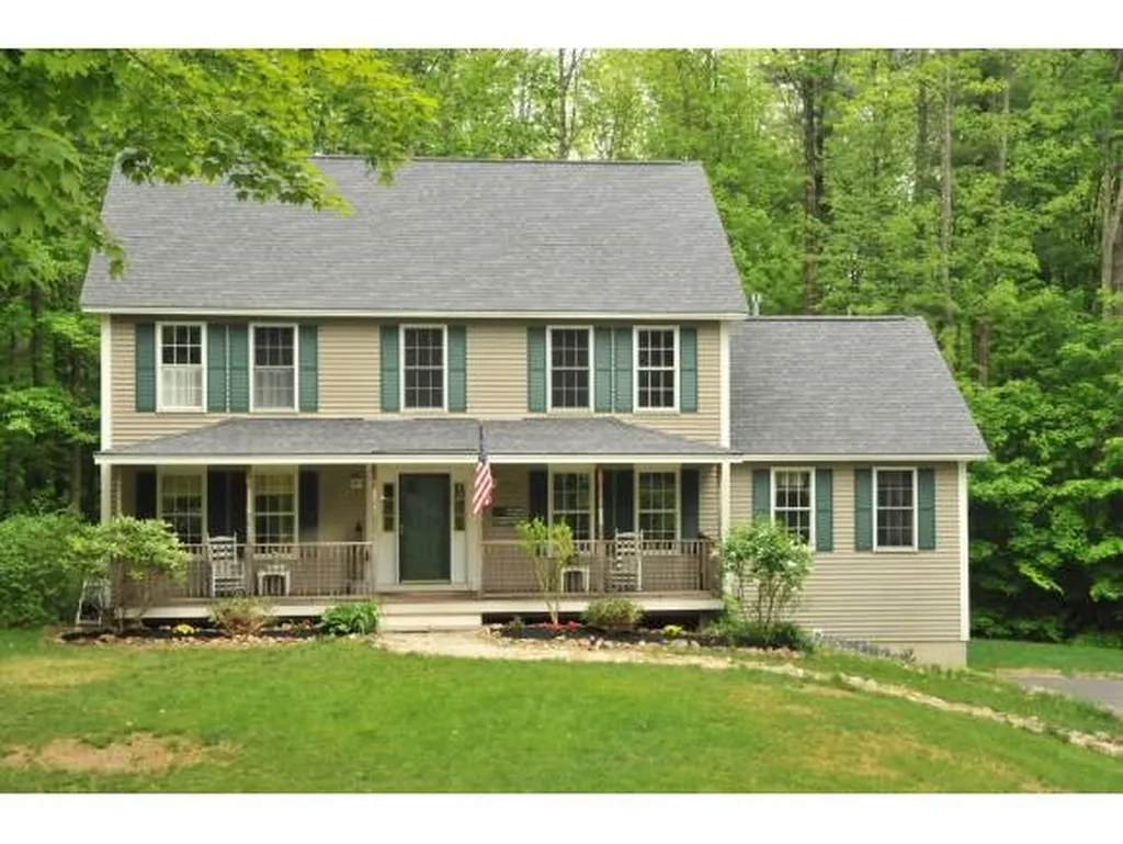 3 Wolfe Lane Bedford NH 03110