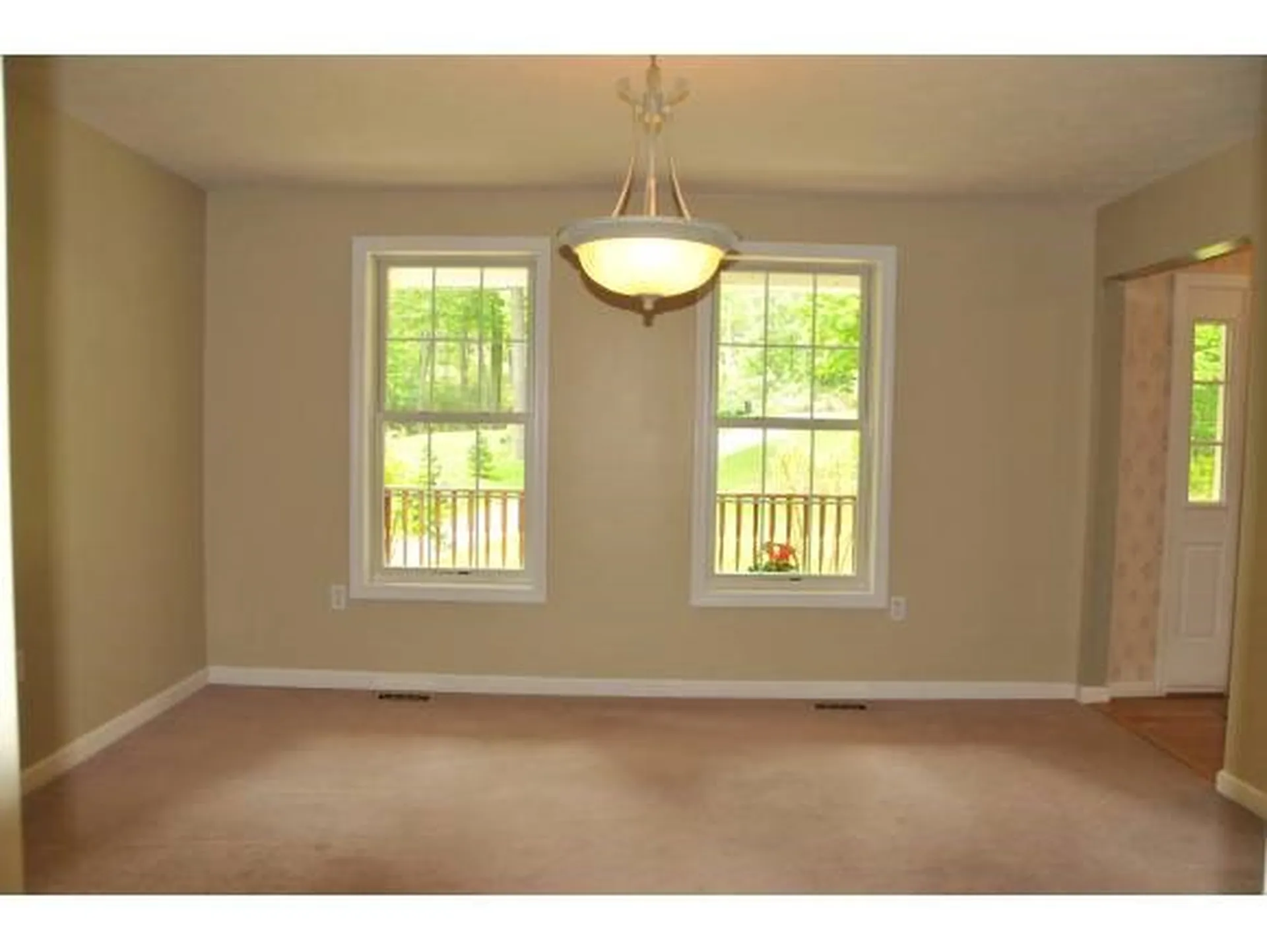 3 Wolfe Lane Bedford NH 03110