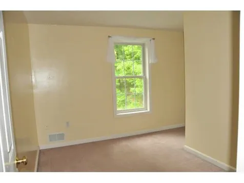 3 Wolfe Lane Bedford NH 03110