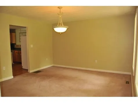 3 Wolfe Lane Bedford NH 03110