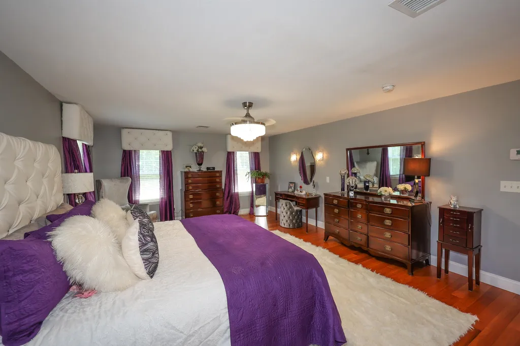 189 Shannon Road Salem NH 03079