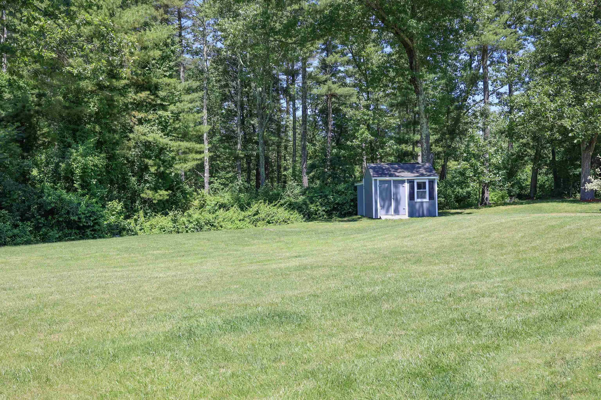 189 Shannon Road Salem NH 03079