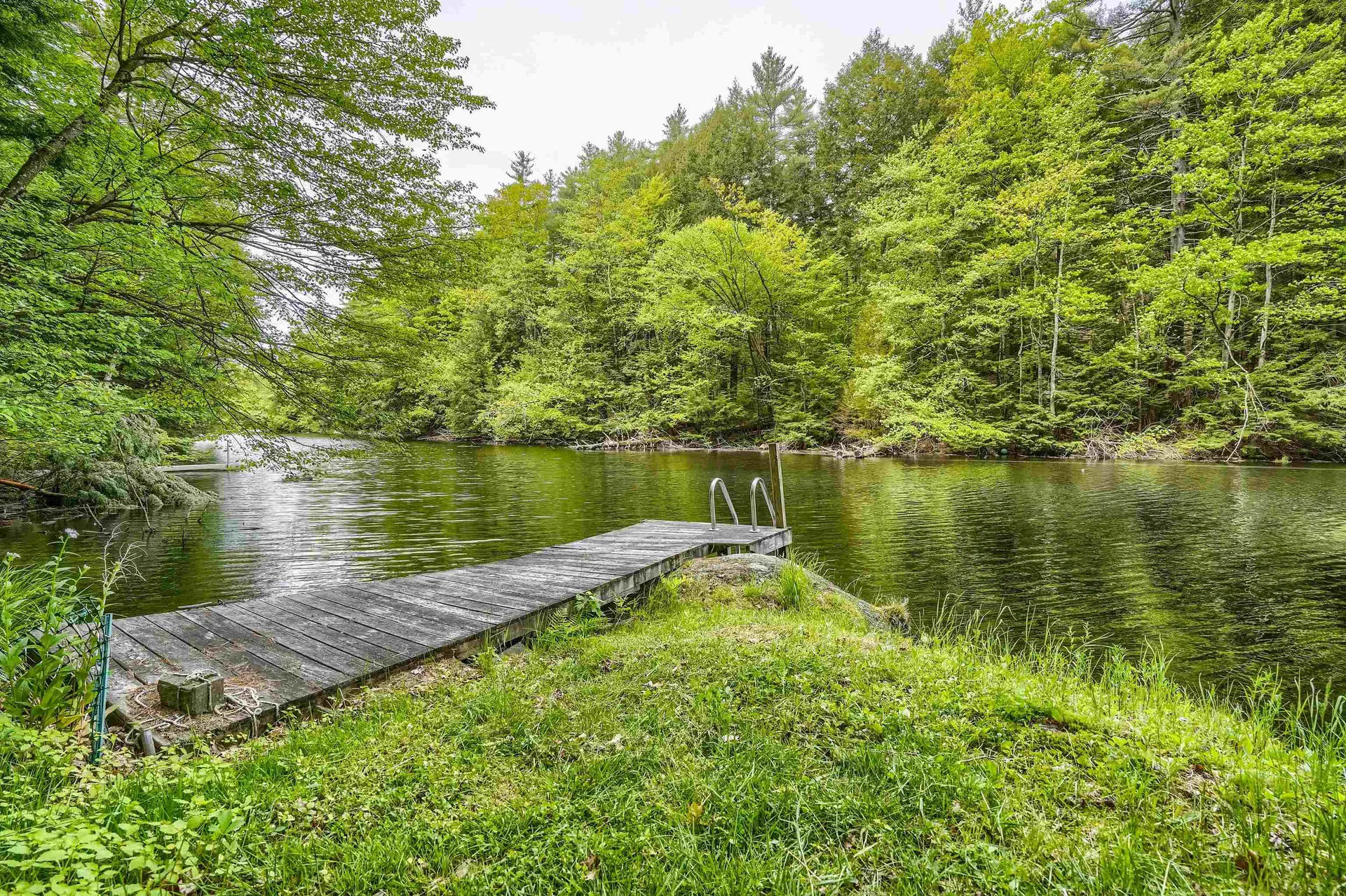 33 Woodfern Road Weare NH 03281