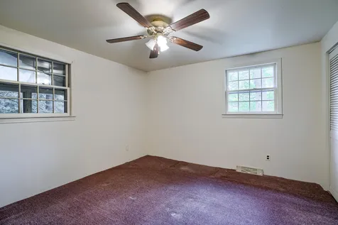 33 Woodfern Road Weare NH 03281