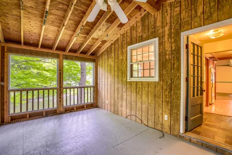 33 Woodfern Road Weare NH 03281