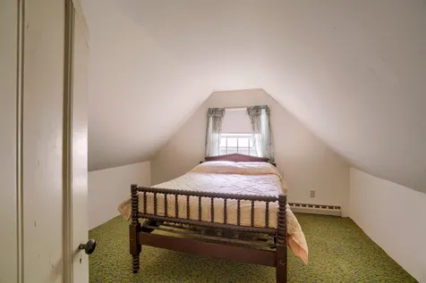 33 Woodfern Road Weare NH 03281