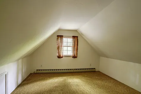 33 Woodfern Road Weare NH 03281