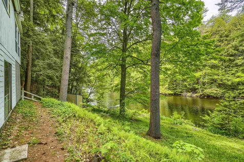 33 Woodfern Road Weare NH 03281