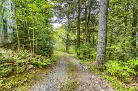 33 Woodfern Road Weare NH 03281