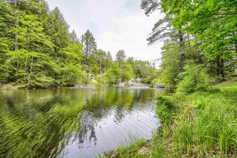 33 Woodfern Road Weare NH 03281