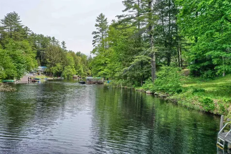 33 Woodfern Road Weare NH 03281