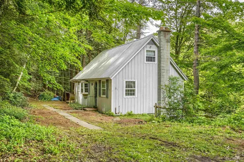 33 Woodfern Road Weare NH 03281