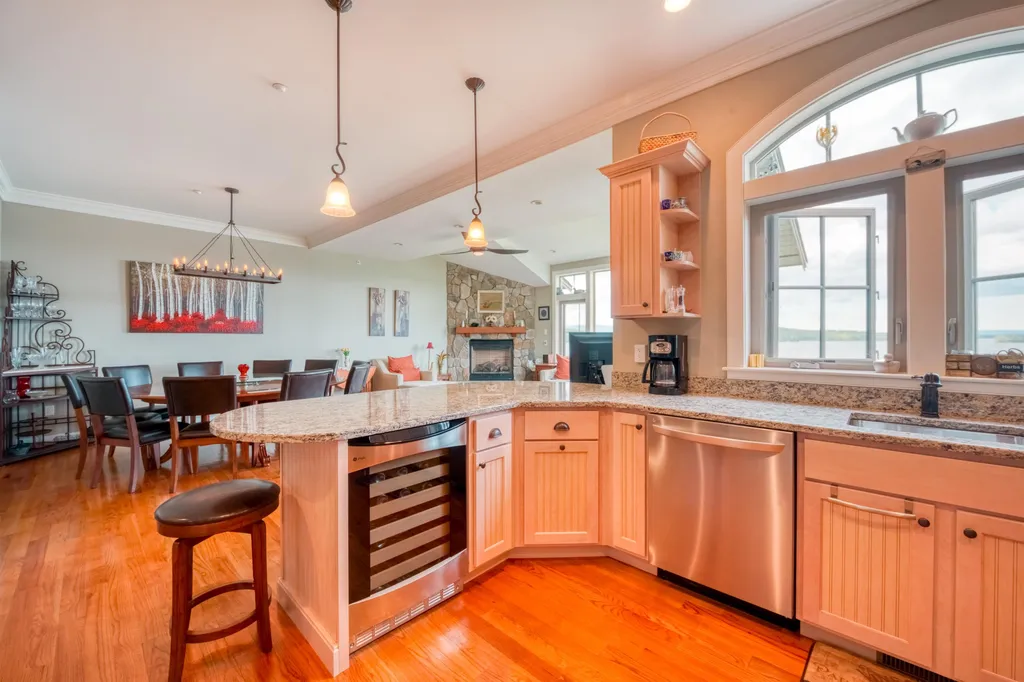 569 Scenic Road Laconia NH 03246