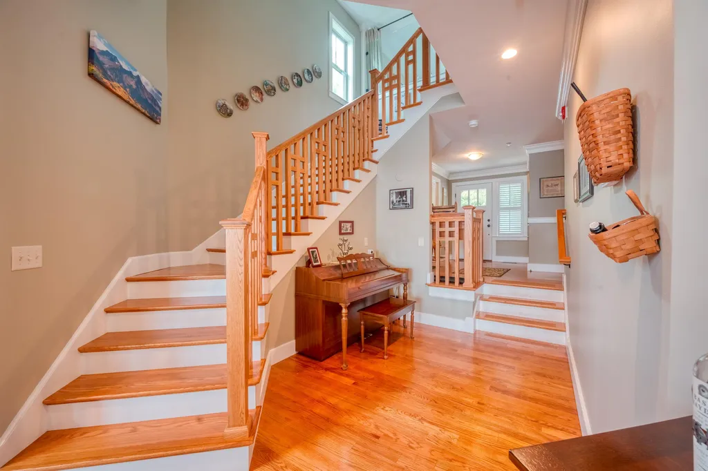 569 Scenic Road Laconia NH 03246