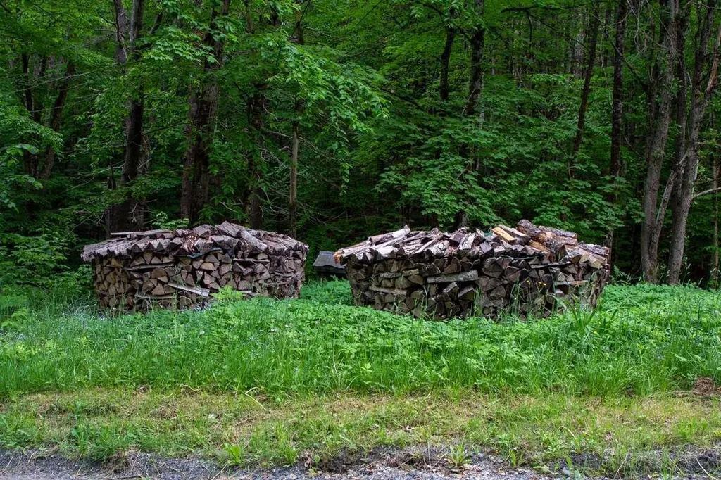1977 Moore Road Sharon VT 05065