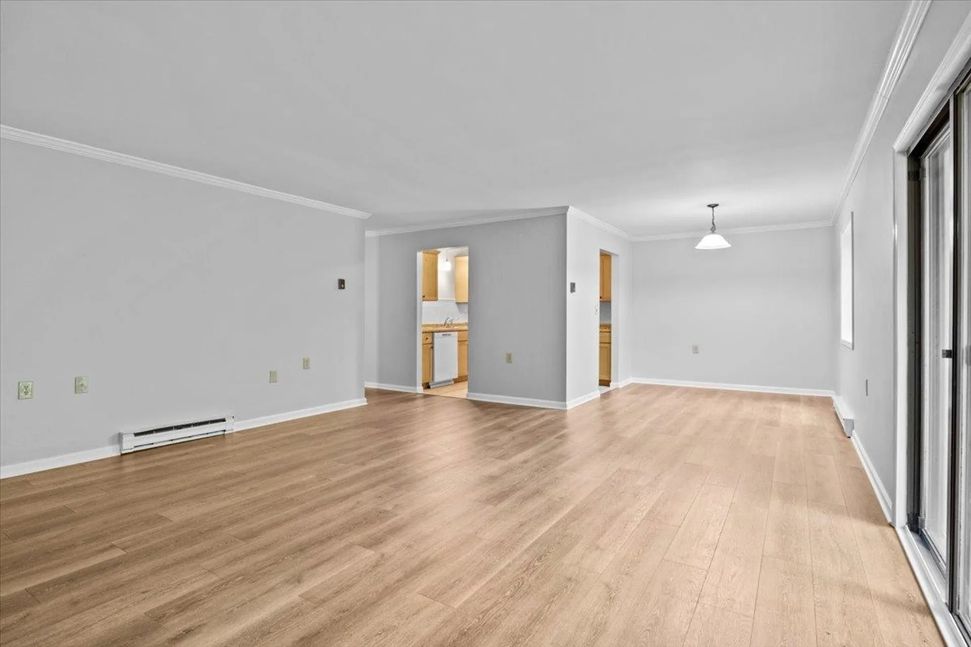 27 Hawthorne Circle South Burlington VT 05403