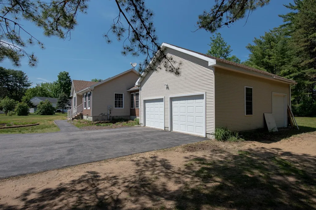 75 Daniel Webster Drive Franklin NH 03235