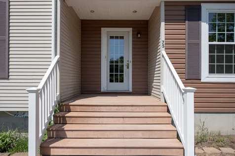 75 Daniel Webster Drive Franklin NH 03235