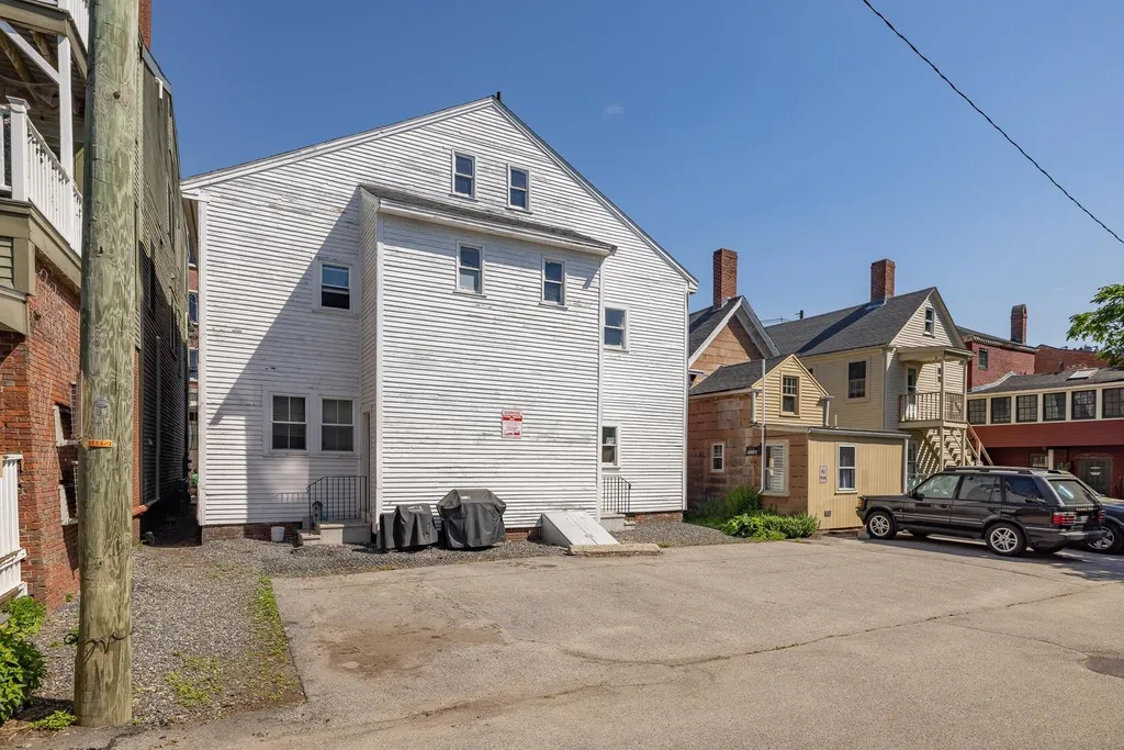 85 Daniel Street Portsmouth NH 03801