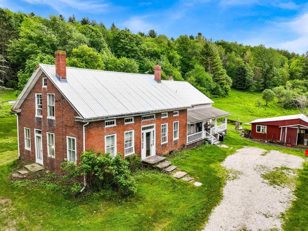 343 Lawyer Road Bakersfield VT 05441