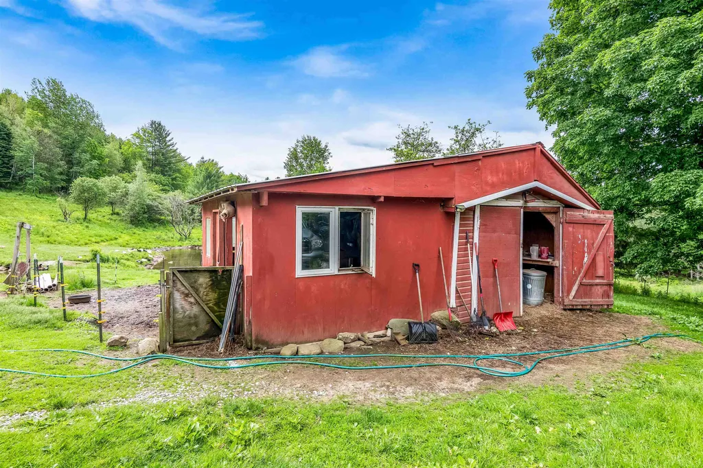 343 Lawyer Road Bakersfield VT 05441