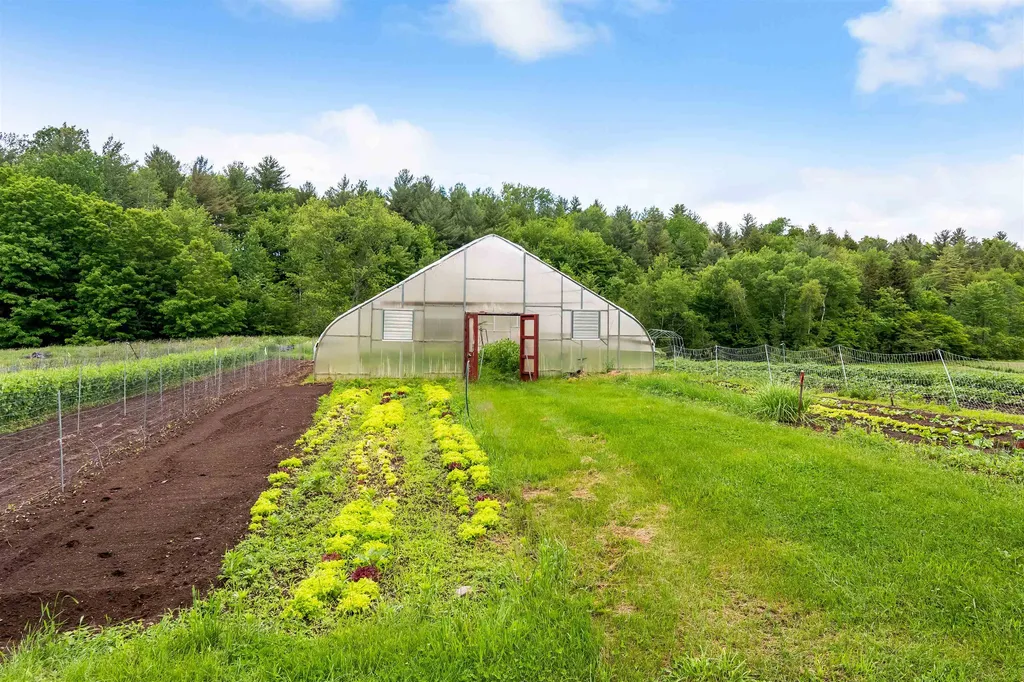 343 Lawyer Road Bakersfield VT 05441