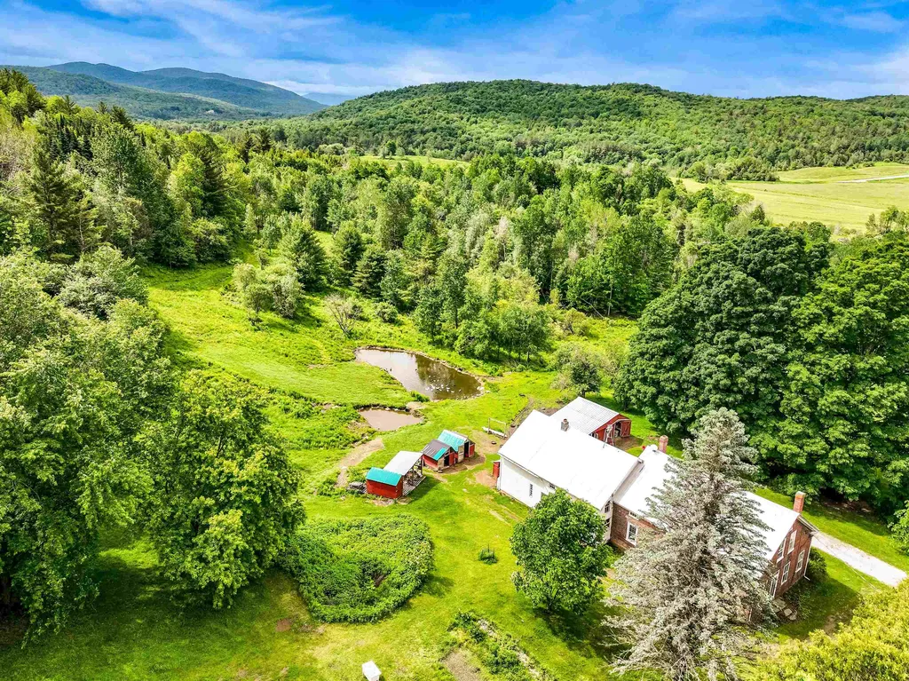 343 Lawyer Road Bakersfield VT 05441