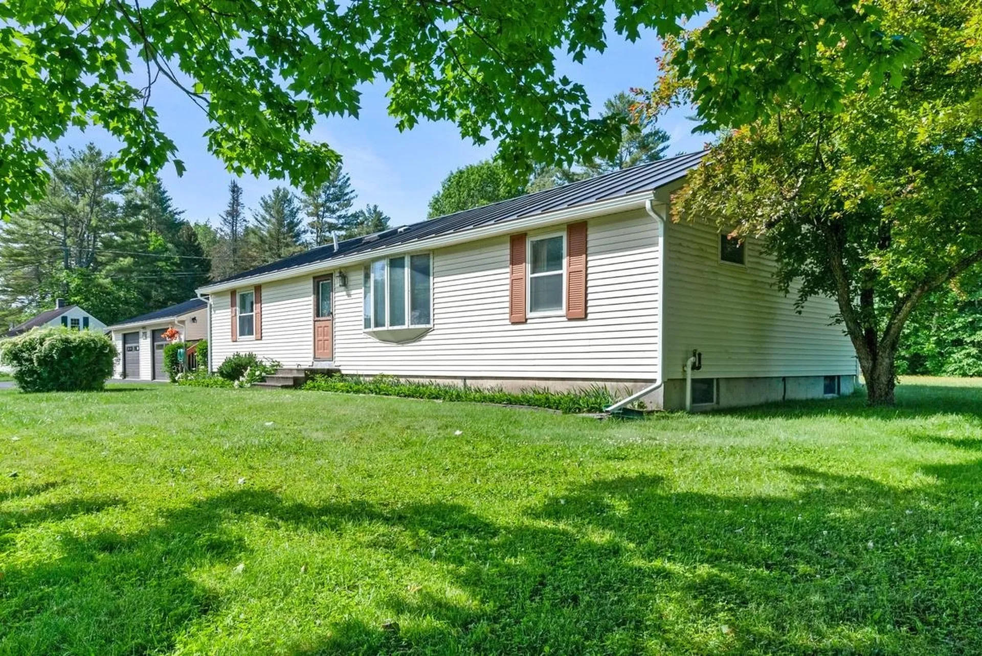130 Shaker Hill Road Enfield NH 03748