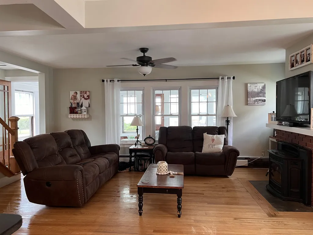 30 Grove Street Claremont NH 03743