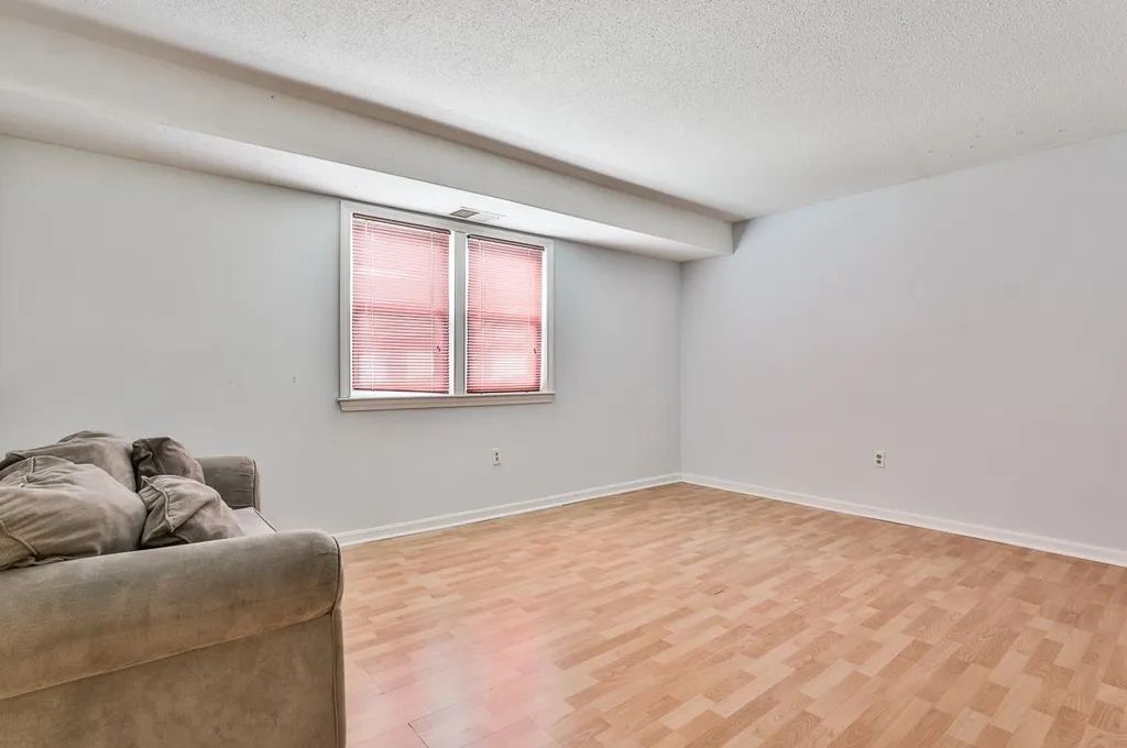 5 Blackstone Drive Nashua NH 03063