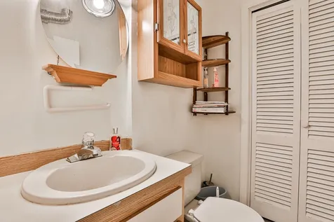 5 Blackstone Drive Nashua NH 03063